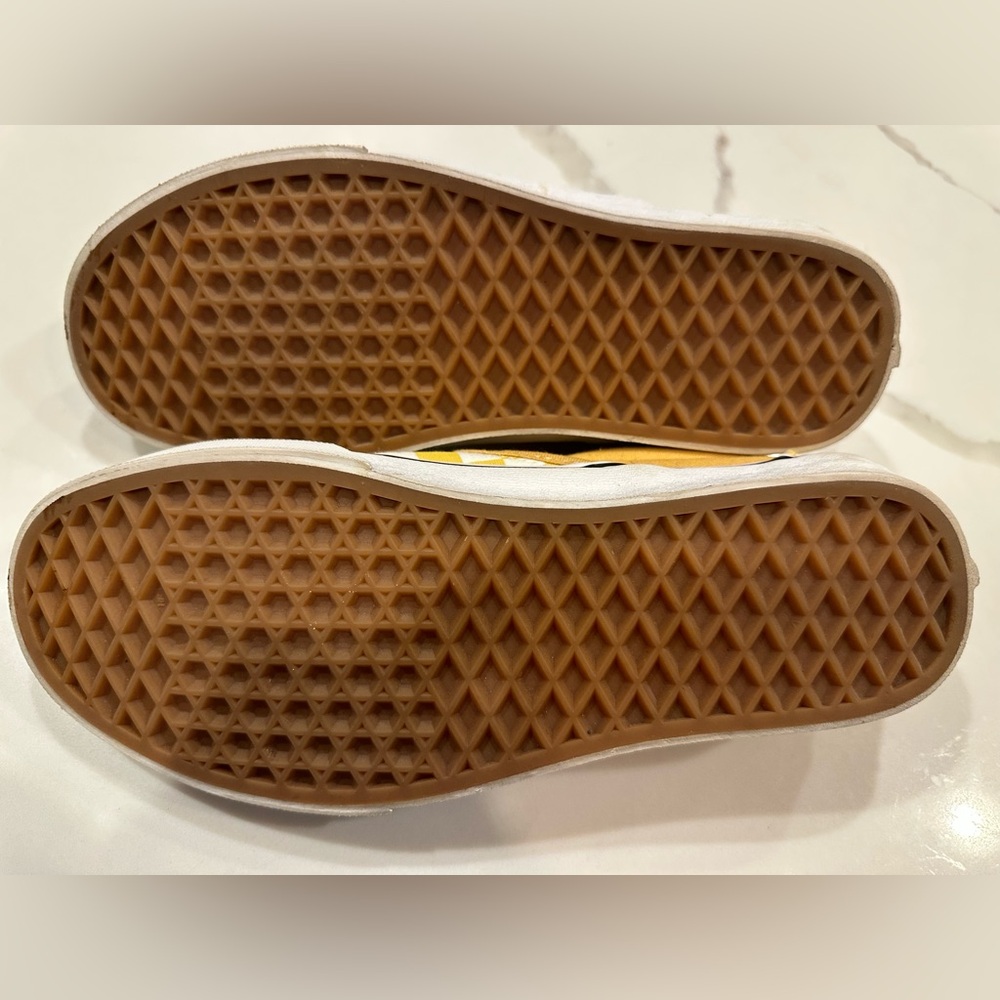 Vans Yellow and White Checkered Sneakers Size 6.5 Men’s Size 8 Women’s EUC - Picture 4 of 5